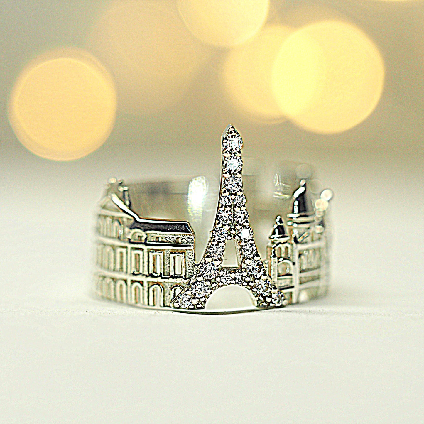 Paris Ring with many Diamonds